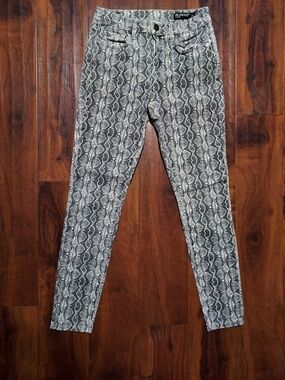 Blank NYC Gray & Black Snake-Print Skinny Jeans